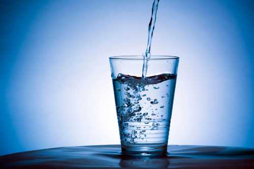 Как правильно пить воду, чтобы похудеть и